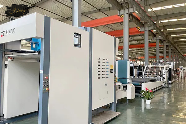BZJ-GS SERIES AUTOMATIC FLUTE LAMINATOR MACHINE