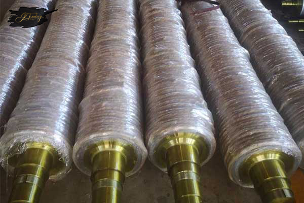 Corrugator flute roller
