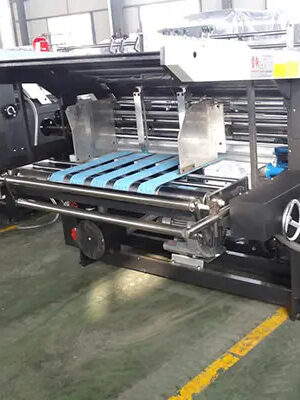 BZJ-Q2 SERIES SEMI-AUTO FLUTE LAMINATOR MACHINE