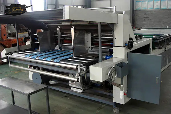 BZJ-Q2 SERIES SEMI-AUTO FLUTE LAMINATOR MACHINE
