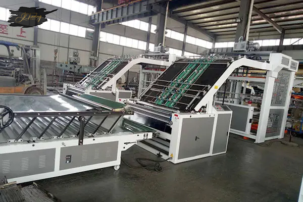 BZJ-L SERIES AUTOMATIC FLUTE LAMINATOR MACHINE