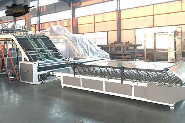 BZJ-L SERIES AUTOMATIC FLUTE LAMINATOR MACHINE